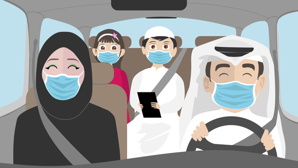 "النيابة العامة" تكشف شروط السماح بإزالة الكمامة في السيارة الخاصة