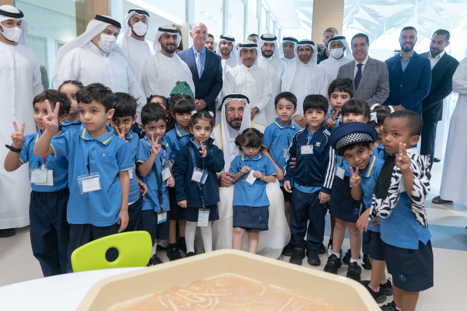 حاكم الشارقة يفتتح مدرسة فيكتوريا الدولية بكلباء - برق الإمارات