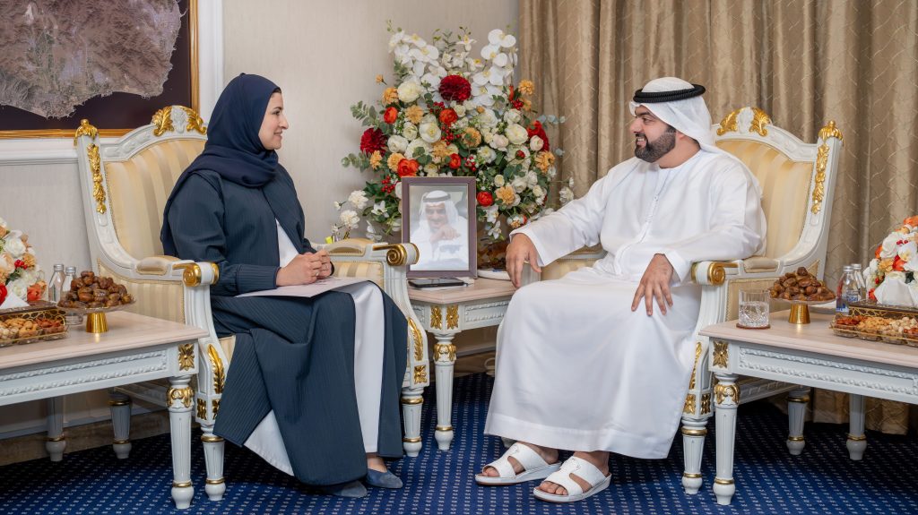 بالصور.. ولي عهد الفجيرة يطلع على تطورات المنظومة التعليمية