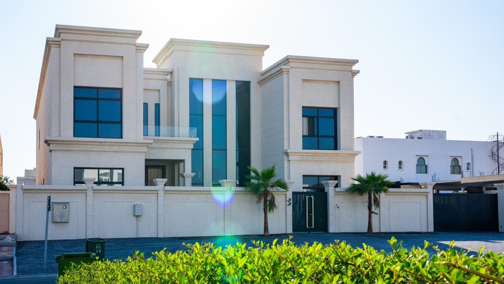 بلدية عجمان تعلن ارتفاع عدد المباني الخضراء إلى أكثر من 16 ألف مبنى