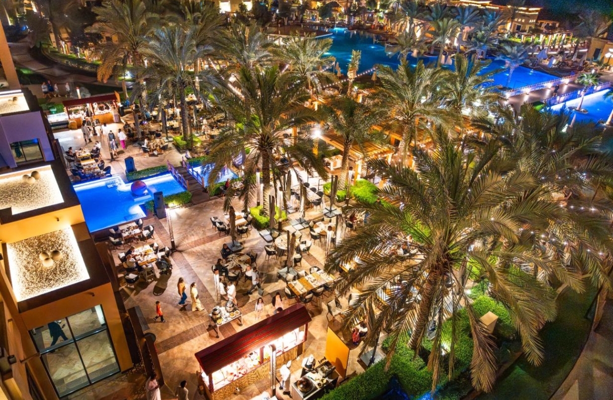 متأصل في التقاليد… منتجع وفلل السعديات روتانا يحتفل بشهر رمضان بنكهات محلية وتراث إماراتي