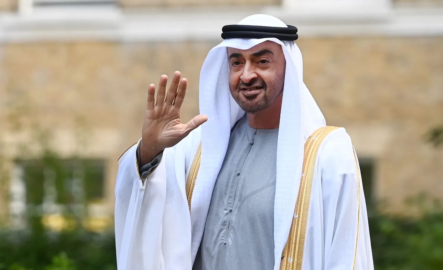رئيس الدولة: كل عام والإمارات في عز وقوة