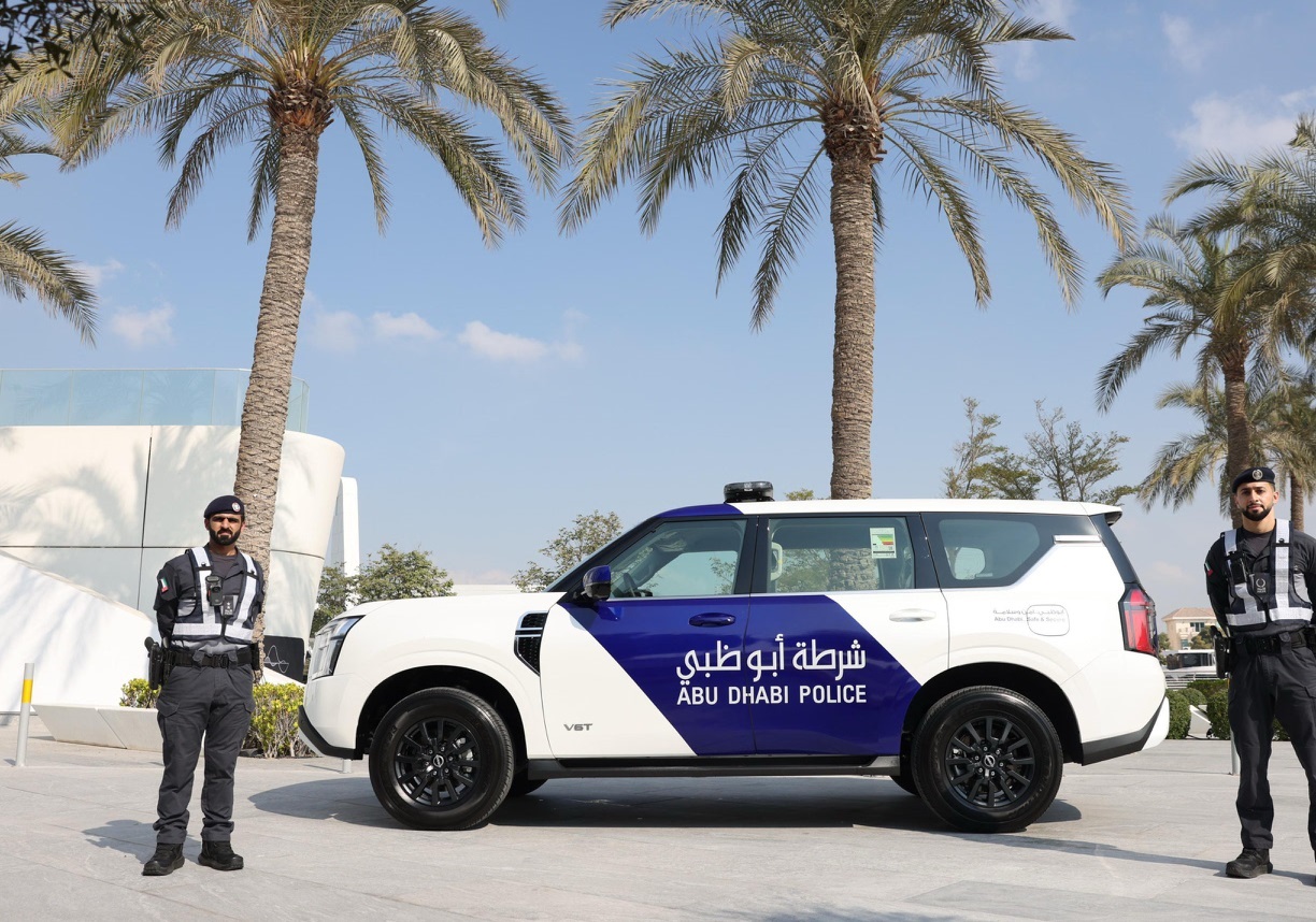 شرطة أبوظبي تدعو الجمهور إلى عدم إقامة أي مسيرات احتفالية إلا بتنظيمها مسبقاً