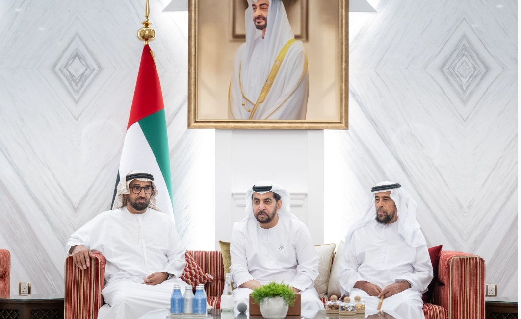 بالفيديو: حمدان بن زايد يستقبل عدداً من المواطنين في قصر بينونة