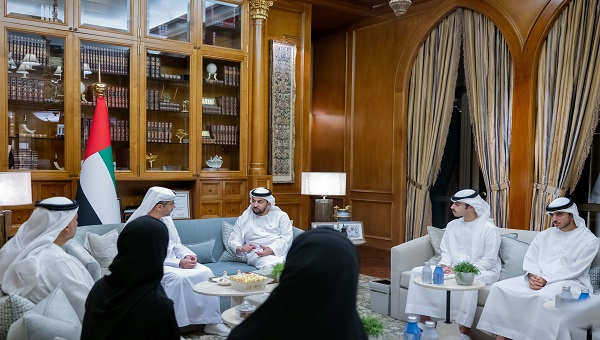 بالفيديو والصور.. حمدان بن زايد يستقبل وفداً من موانئ أبوظبي ويطلع على آخر تطورات تطوير البنية التحتية البحرية في الظفرة