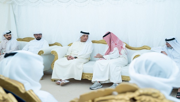 حاكم رأس الخيمة يعزي في وفاة حسين الرفاعي المنصوري