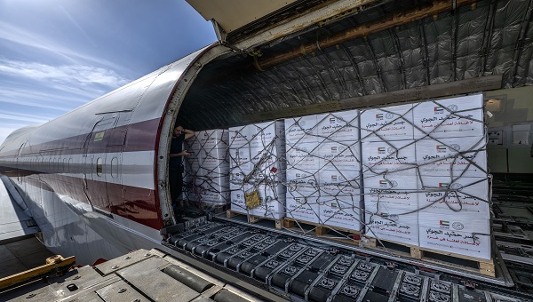 بالفيديو: وصول طائرة مساعدات إلى العريش تحمل 100 طن لدعم أهالي غزة ضمن جسر الحميد الجوي