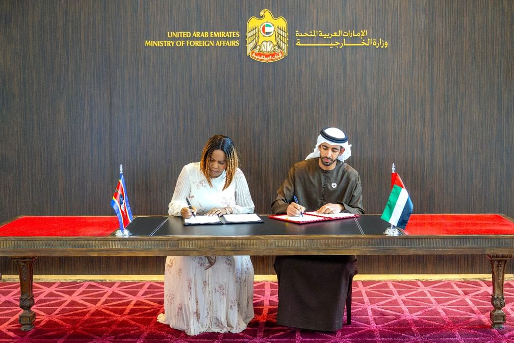 الإمارات ومملكة إيسواتيني توقعان مذكرة تفاهم للإعفاء المتبادل من متطلبات تأشيرة الدخول