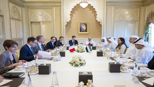 الإمارات وفرنسا تعقدان الحوار الاستراتيجي الثامن عشر في أبوظبي وتؤكدان تعزيز الشراكة في الاقتصاد والطاقة والذكاء الاصطناعي