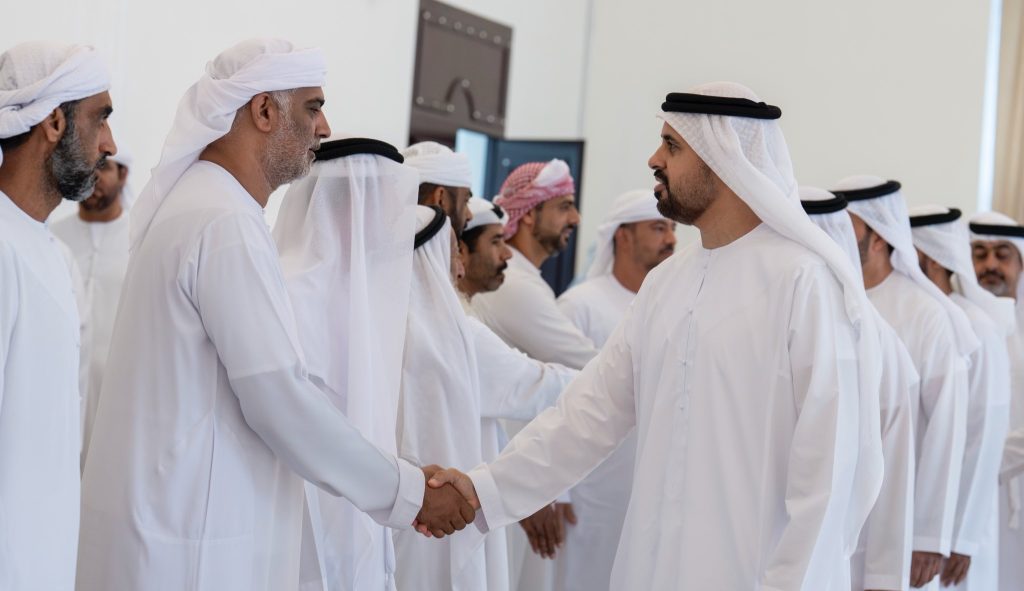 ذياب بن محمد بن زايد يعزي في وفاة شقيق الشهيد أحمد محمد الزيودي