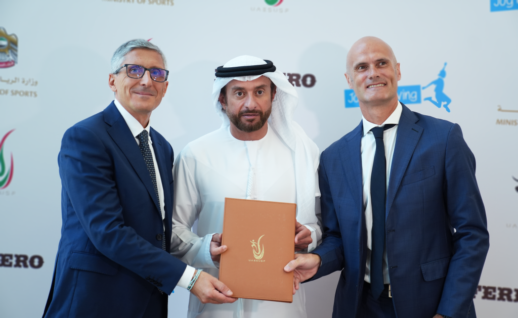 اتحاد الإمارات الرياضي للمؤسسات التعليمية المدرسية والجامعية يدخل في شراكة استراتيجية مع شركة فيريرو جلف لدعم بطولات الألعاب المدرسية وتعزيز النشاط البدني للشباب. اتحاد الإمارات الرياضي للمؤسسات التعليمية المدرسية والجامعية يدخل في شراكة استراتيجية مع شركة فيريرو جلف لدعم بطولات الألعاب المدرسية وتعزيز النشاط البدني للشباب.