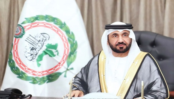 البرلمان العربي يدين هجمات إيران العدوانية التي استهدفت ناقلتي نفط إماراتيتين بمضيق هرمز