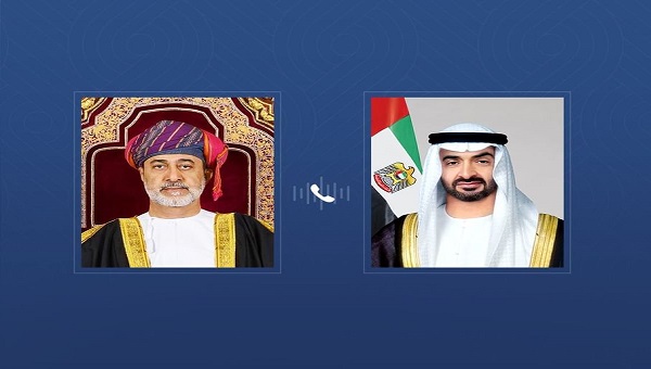 رئيس الدولة وسلطان عمان يبحثان العلاقات الأخوية وتطورات المنطقة خلال اتصال هاتفي