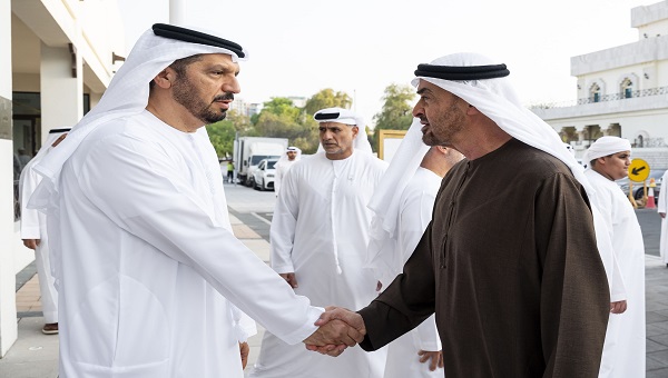 بالصور.. رئيس الدولة يقدم التعازي في وفاة أحمد محمد الحمادي وفاطمة علي أحمد بالصور.. رئيس الدولة يقدم التعازي في وفاة أحمد محمد الحمادي وفاطمة علي أحمد